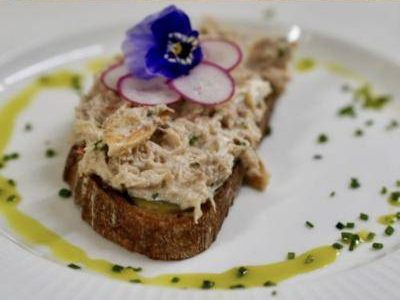 Crab crostino from the set lunch